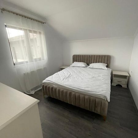 Eroilor II Apartament Apartment Suceava Exterior photo